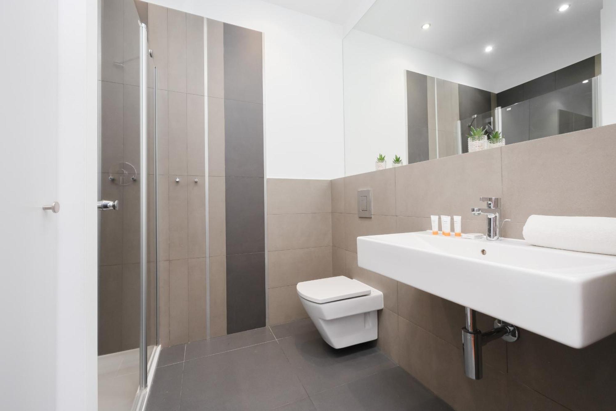 Spacious Studio Muranow & Parking By Renters * Warschau